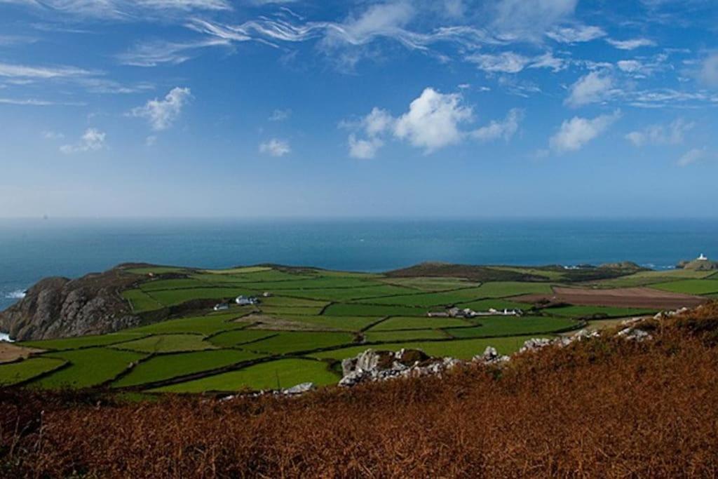 Pembrokeshire Apartment Goodwick Bagian luar foto